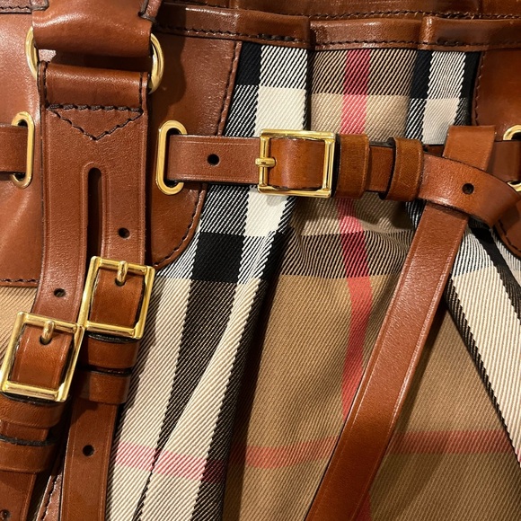 Burberry Bridle Whipstitch Convertible Tote House Check Canvas Medium - Picture 9 of 13